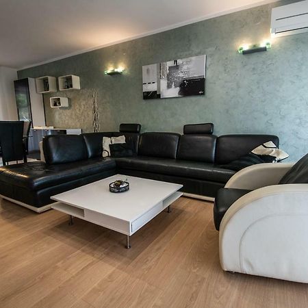 Cave Romane Apartment With Private Pool And Sea View Vinkuran Exterior foto