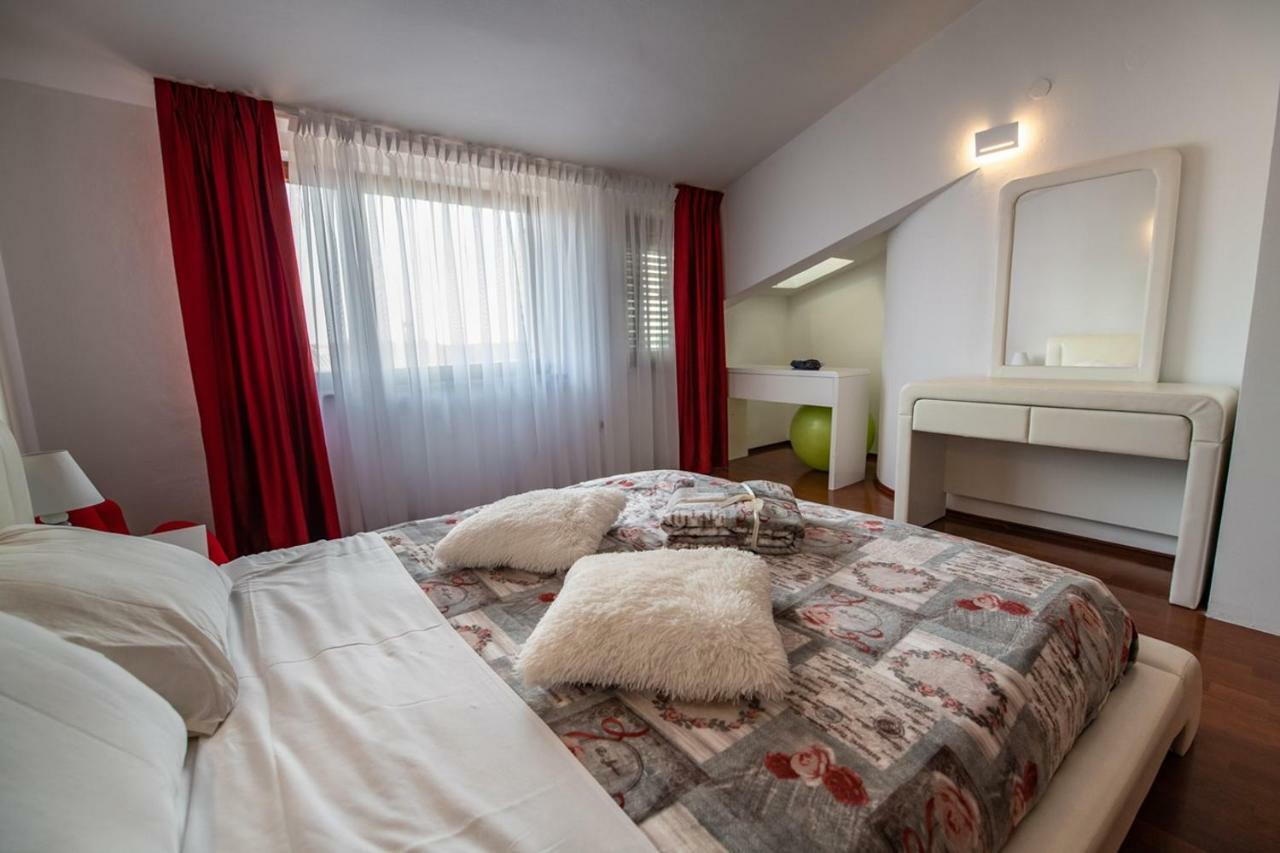 Cave Romane Apartment With Private Pool And Sea View Vinkuran Exterior foto